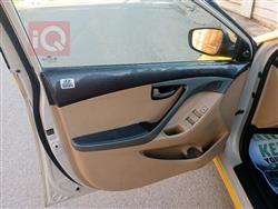 هیۆندای ئەلەنترا